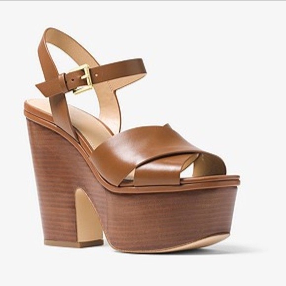 Shoes - Michael Kors Divia platform wedge heels size 8